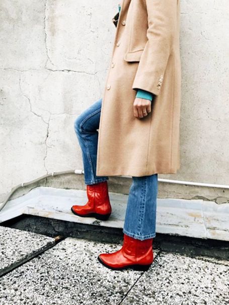 Красные сапоги: модный тренд, который завоевывает мир. Фото