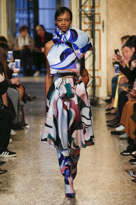 Неделя моды в Милане: буйство красок от Emilio Pucci. Фото