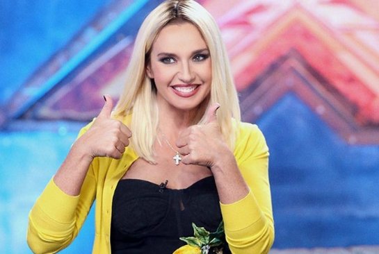 Телеведущая Оксана Марченко перекрасилась в блондинку