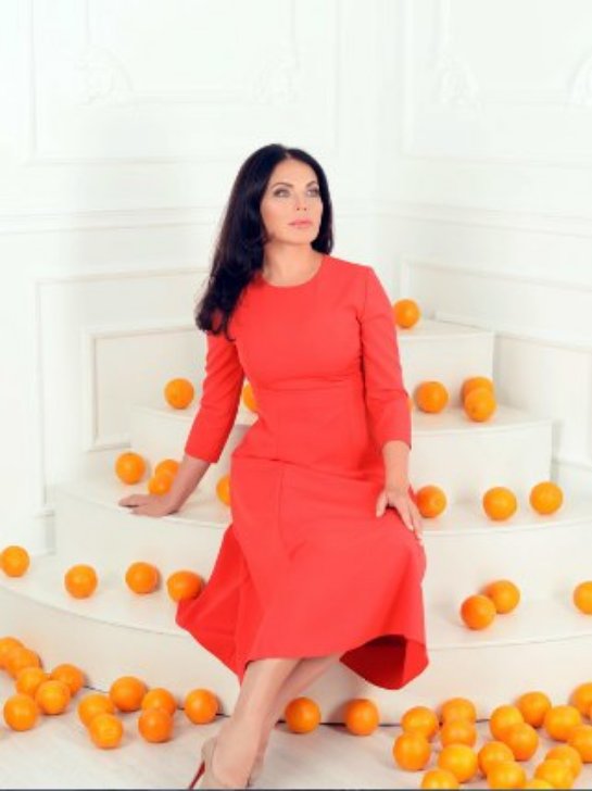 Влада Литовченко выпустила очередную коллекцию женских платьев