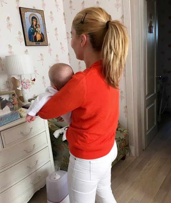 Юлия Проскурякова выложила новые снимки своей дочери