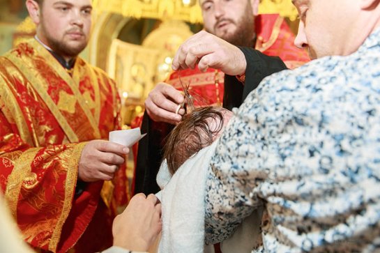Ирина Билык поделилась фотографиями с крестин младшего сына Табриза
