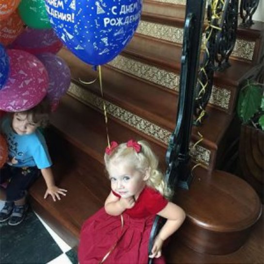 Алла Пугачева и Максим Галкин отметили третий день рождения своих детей