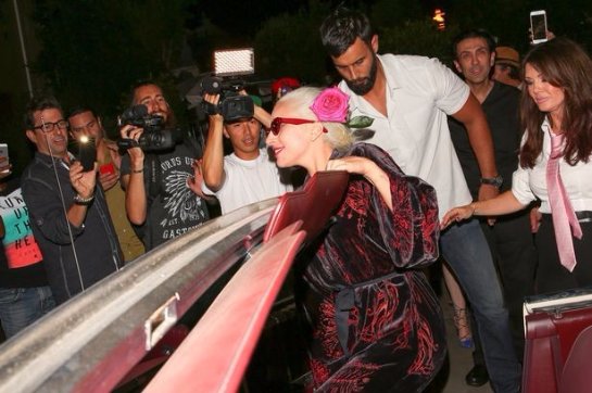 Скандальная Леди Гага шокировала публику своей выходкой