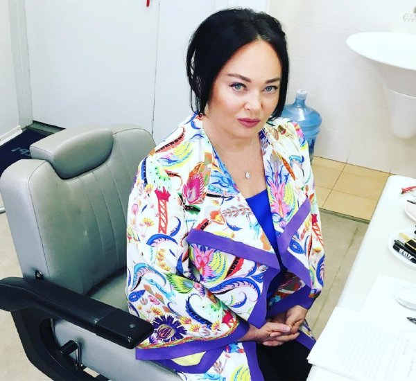 Лариса Гузеева извинилась перед подписчиками в Instagram