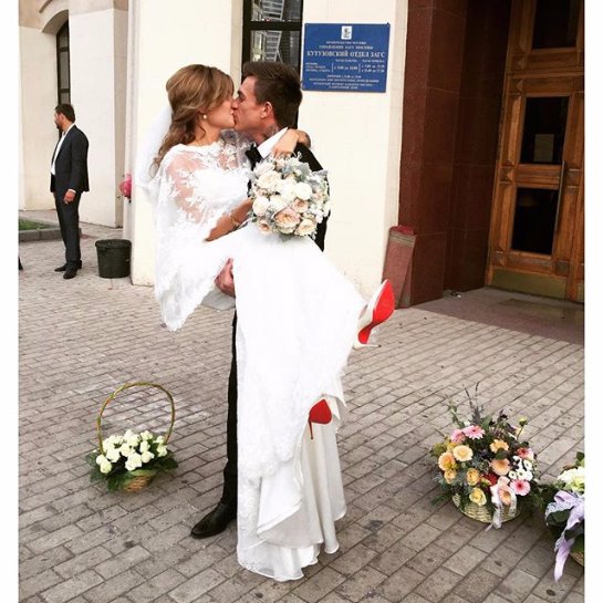 Влад Топалов женился
