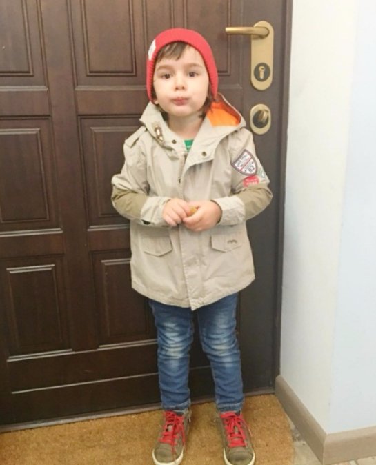 Анфиса Чехова выложила фото подрастающего сына