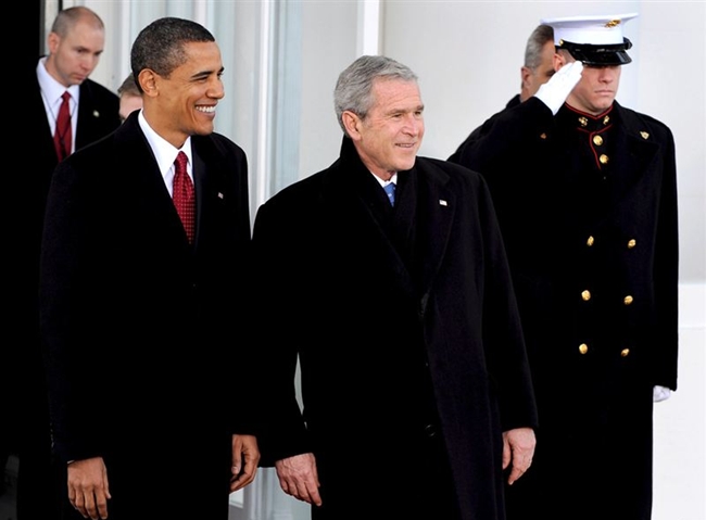 Барак Обама и Джордж Буш: американцы уже не видят разницы