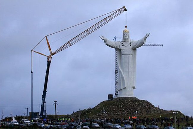В Польше открылась самая большая статуя Иисуса Христа